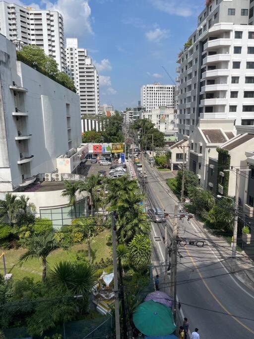 Delightful Condo In Central Location At Sukhumvit 49 Bangkok Esterno foto