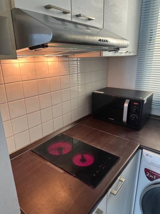 Delightful Condo In Central Location At Sukhumvit 49 Bangkok Esterno foto